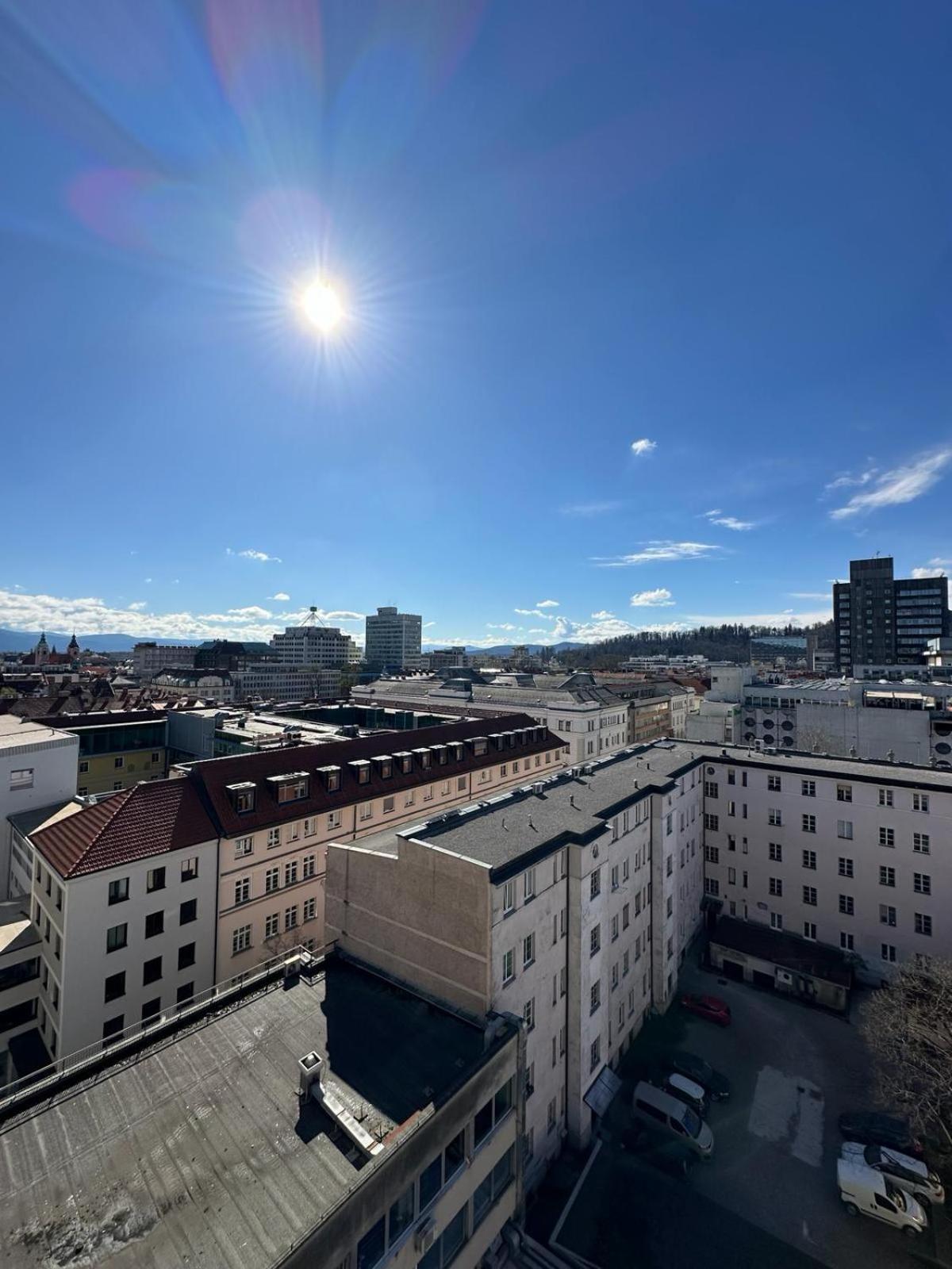 Apartamento Ljubljana Center With A Castle View, Parking Exterior foto
