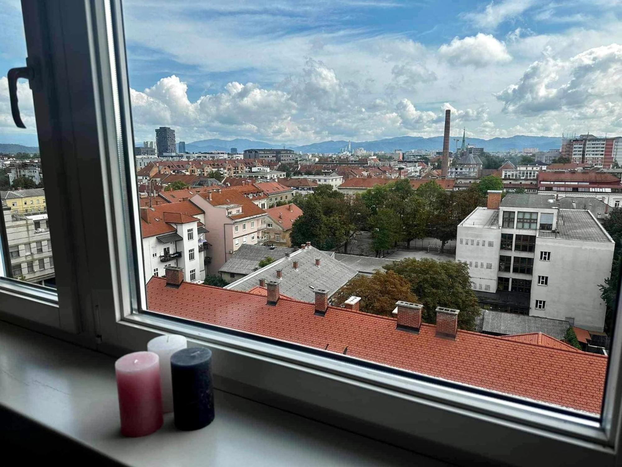 Apartamento Ljubljana Center With A Castle View, Parking Exterior foto